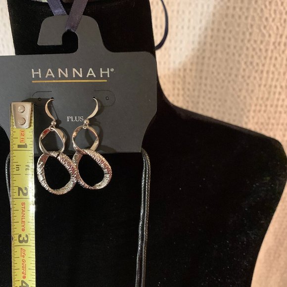 Hannah Silver Tone/Black Designer Chain Necklace - Picture 7 of 7